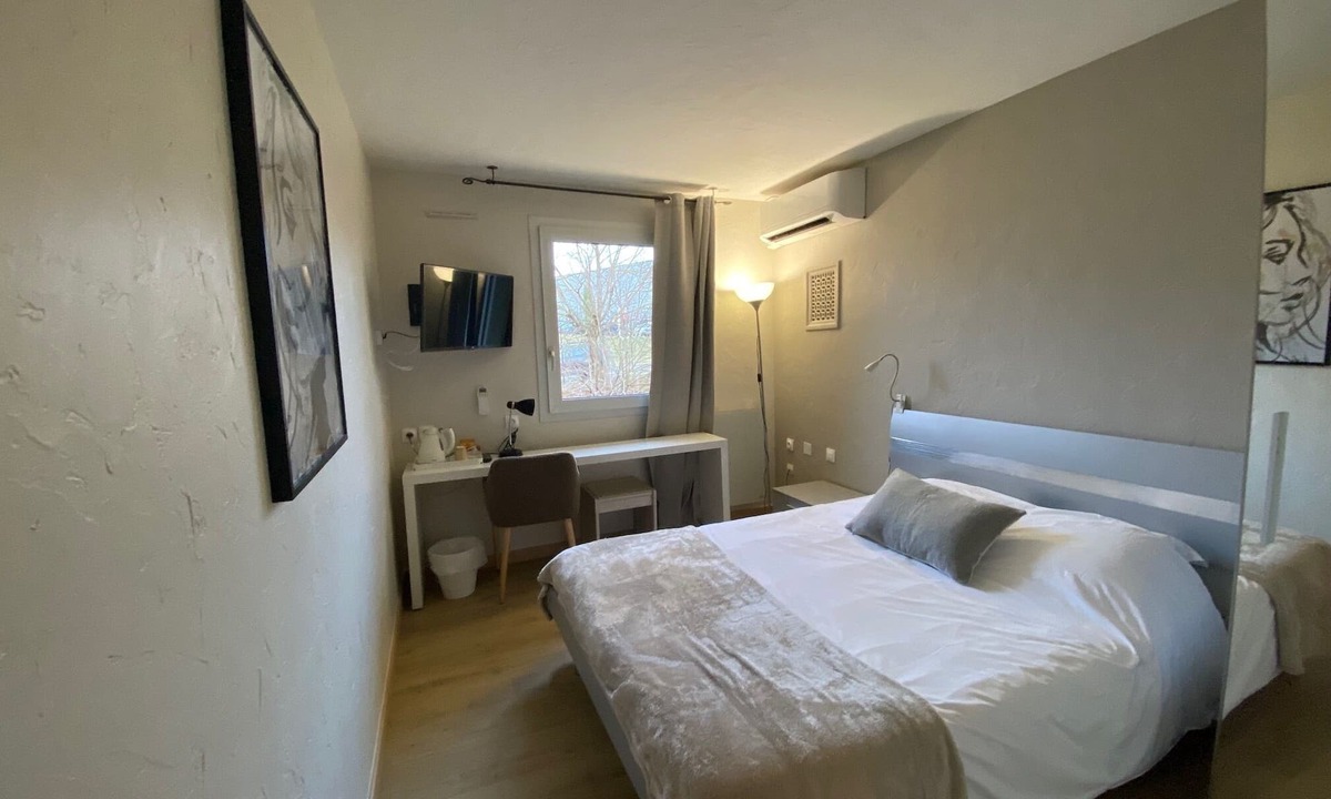 Chesnes Hotel | Hôtel La Roselière