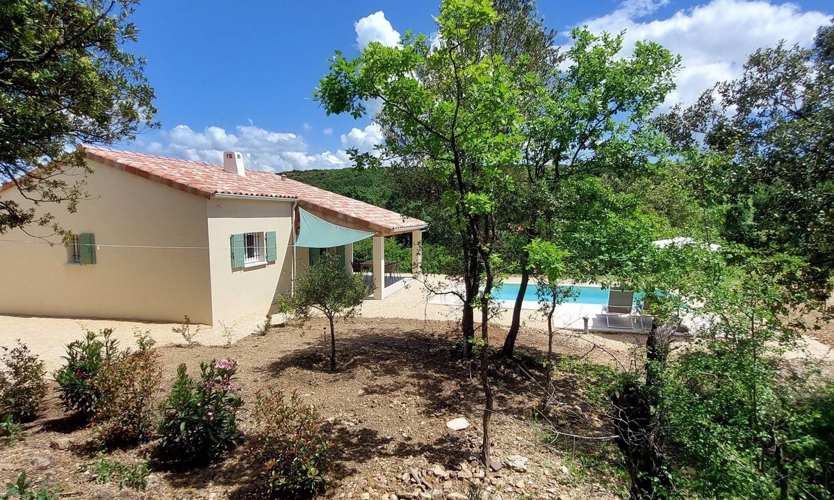 Barjac Villa | Heated pool & open views in nature