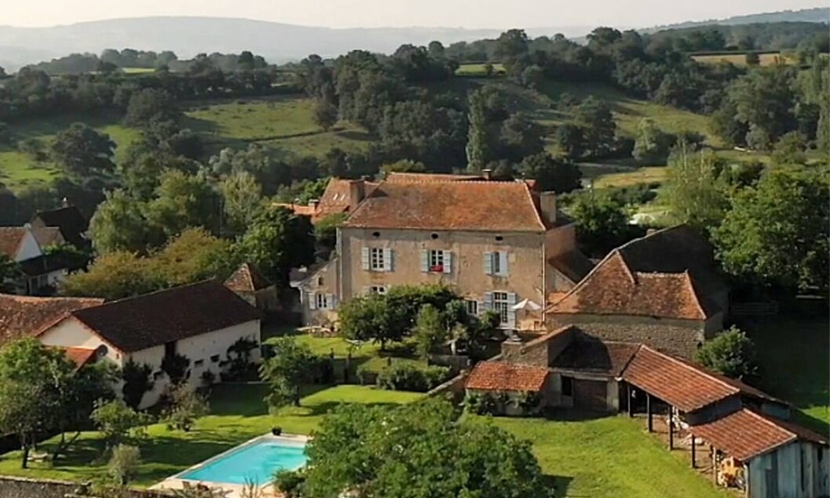 Saint-Ythaire House | Holiday house in South Burgundy