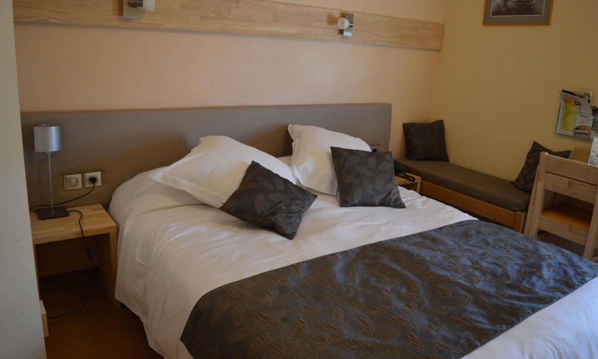 Bellignat Hotel | Hotel Melodie