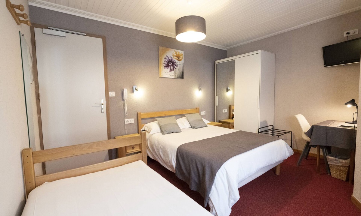 Lelex Hotel | Hotel Restaurant Le Centre