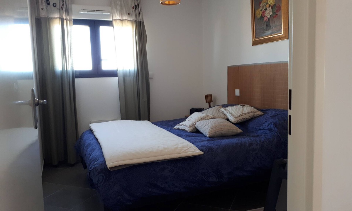 Palavas-les-Flots Condo | Ideally located apartment, 200m from Sarail beach, left bank.
