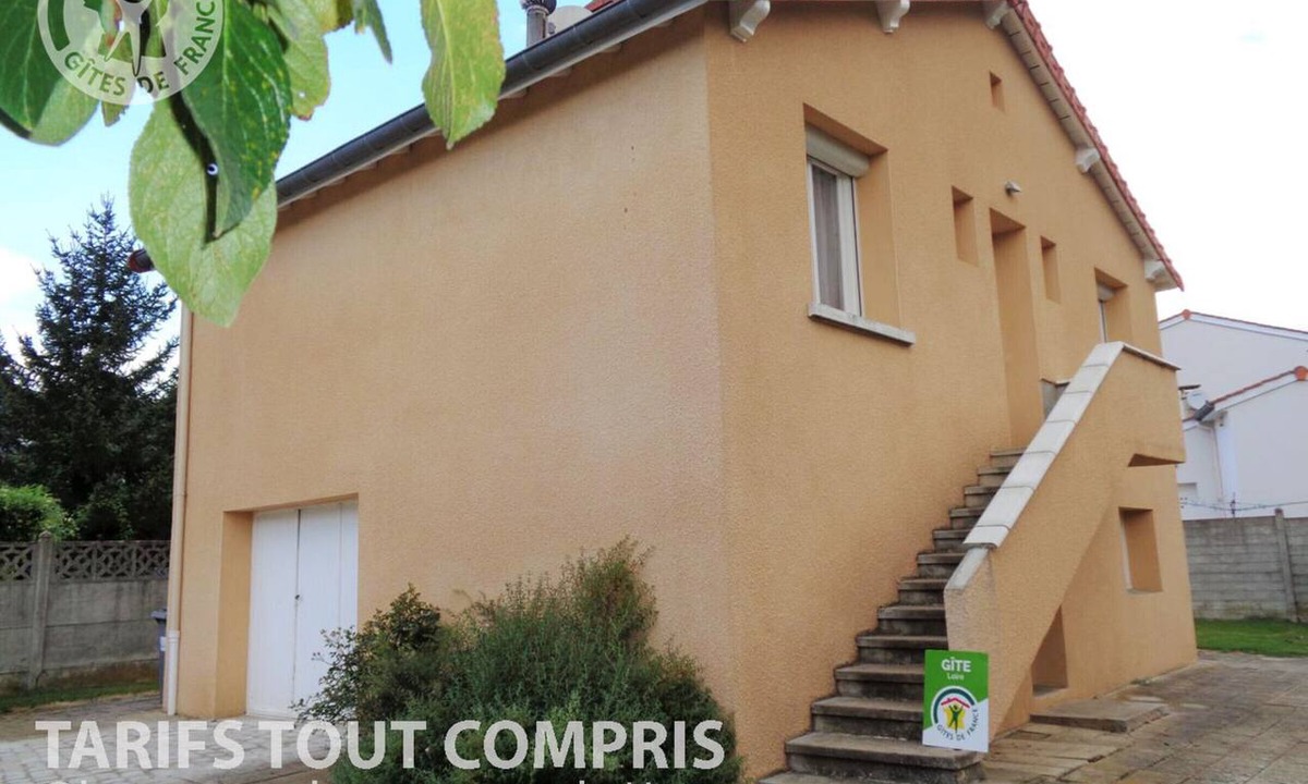 Sorbiers Cottage | Individual villa with enclosed garden - 4 guests