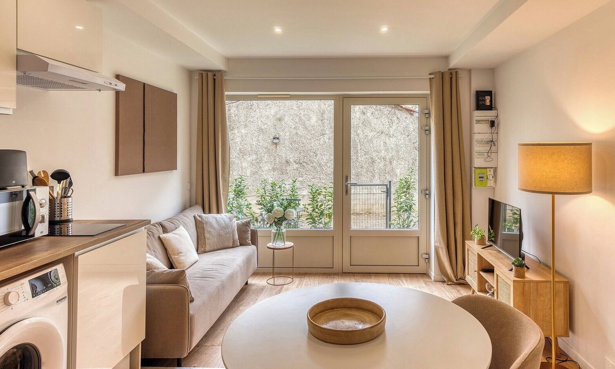 Glaciere - Montmein Apartment | L’Epicéa - RDJ duplex, proche métro+hôpital