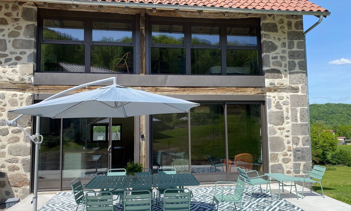 Jussac House | LA BASTIDE EN AUVERGNE Cottage 4*with swimming pool, in the Cantal countryside