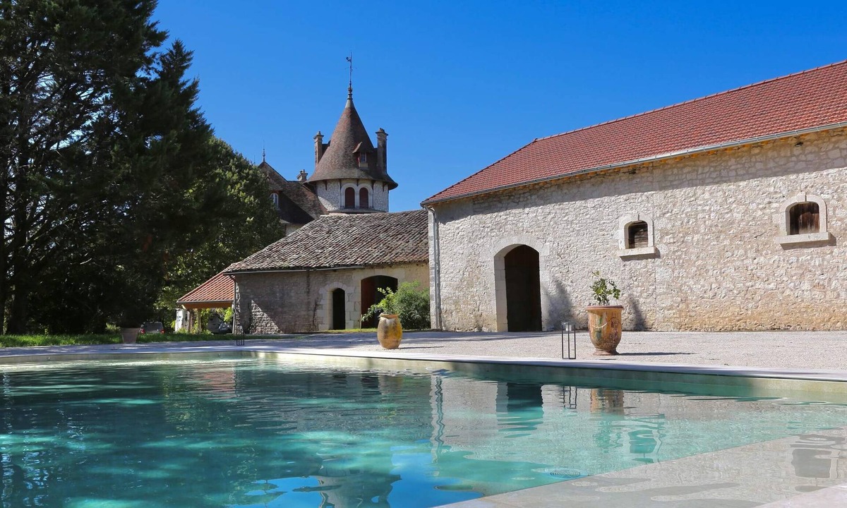 Montpezat-de-Quercy Other | La dolce vita at the heart of Château de Peyronnenc