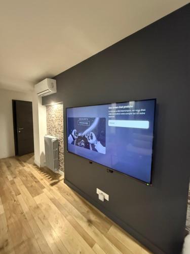 Le Busca Apartment | la lampada