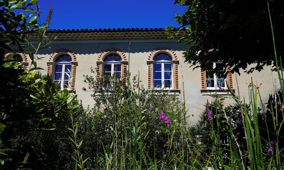 Villedieu House | La Magnanarié, a large family home in Provence