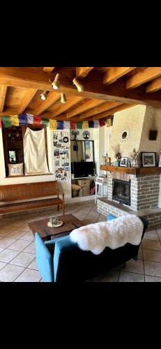 LʼEtrat House | La Maison du Bonheur