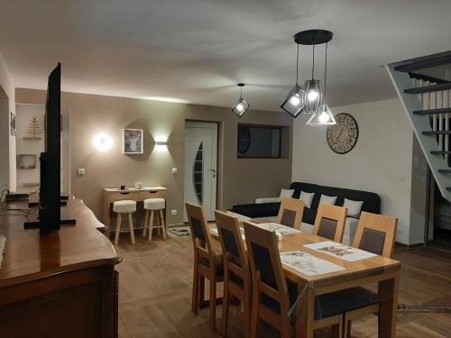 Bellentre Apartment | La Maison Trésallet