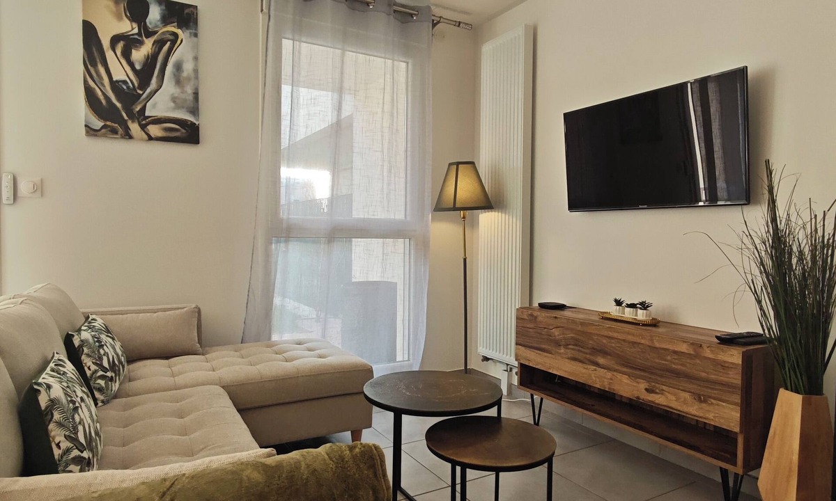 Perrigny-les-Dijon Apartment | La Perle des Vignes 2⭐jardin&parking | proche Dijon & Route des Vins | 2-4 pers