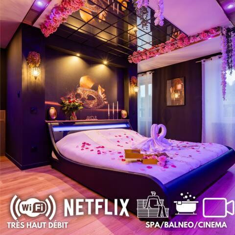 Roannes-Saint-Mary Villa | La prestigieuse Sauna Balnéo Ciné