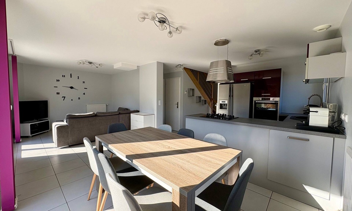 La Thuile House | Lake House with Wifi, Terrace, and Lake View