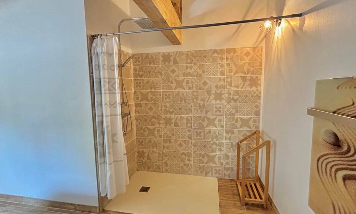 Lezignan-Corbieres House | Large Gîte 2 people