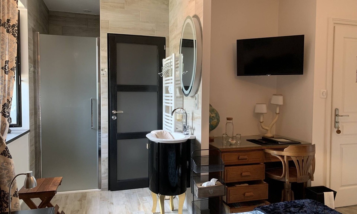Chauray Bed & Breakfast | Logis de la Roche