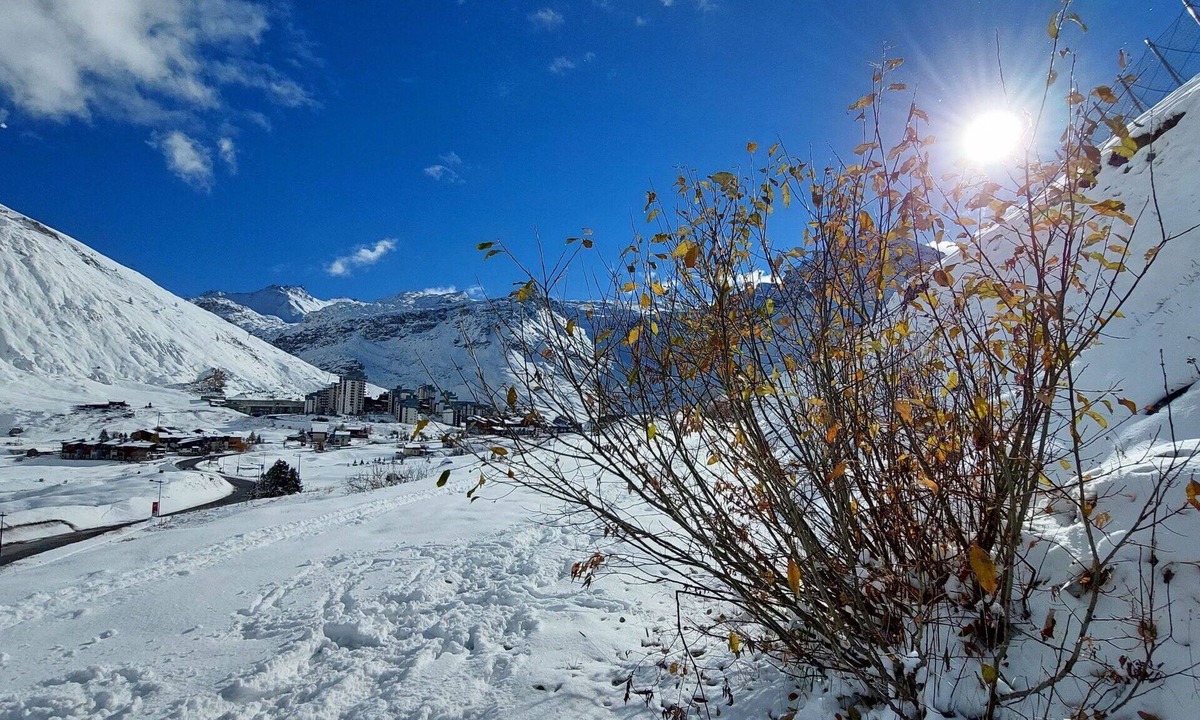 Tignes Apartment | Lovely apartment for 8 people with WIFI, TV and balcony