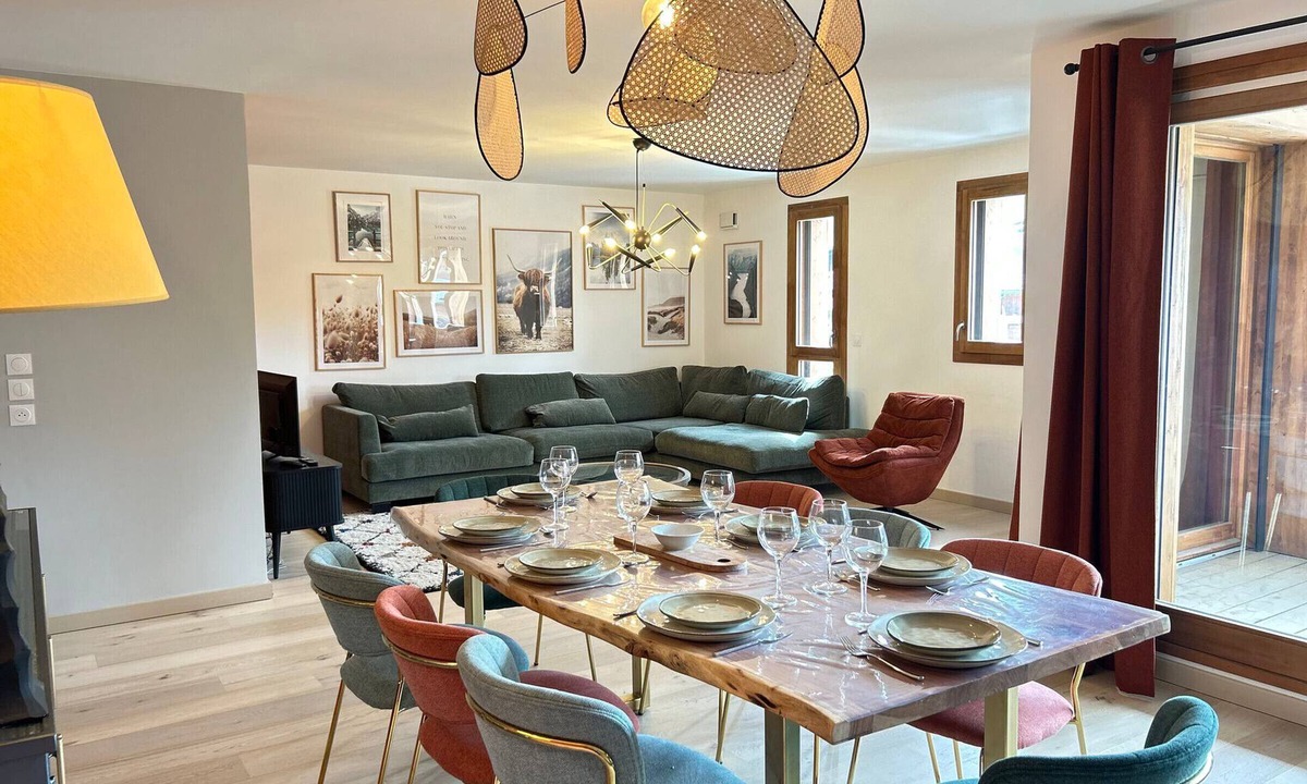 Les Gets Apartment | Luxury Apartment in Central Les Gets with Parking and 4 Bedrooms