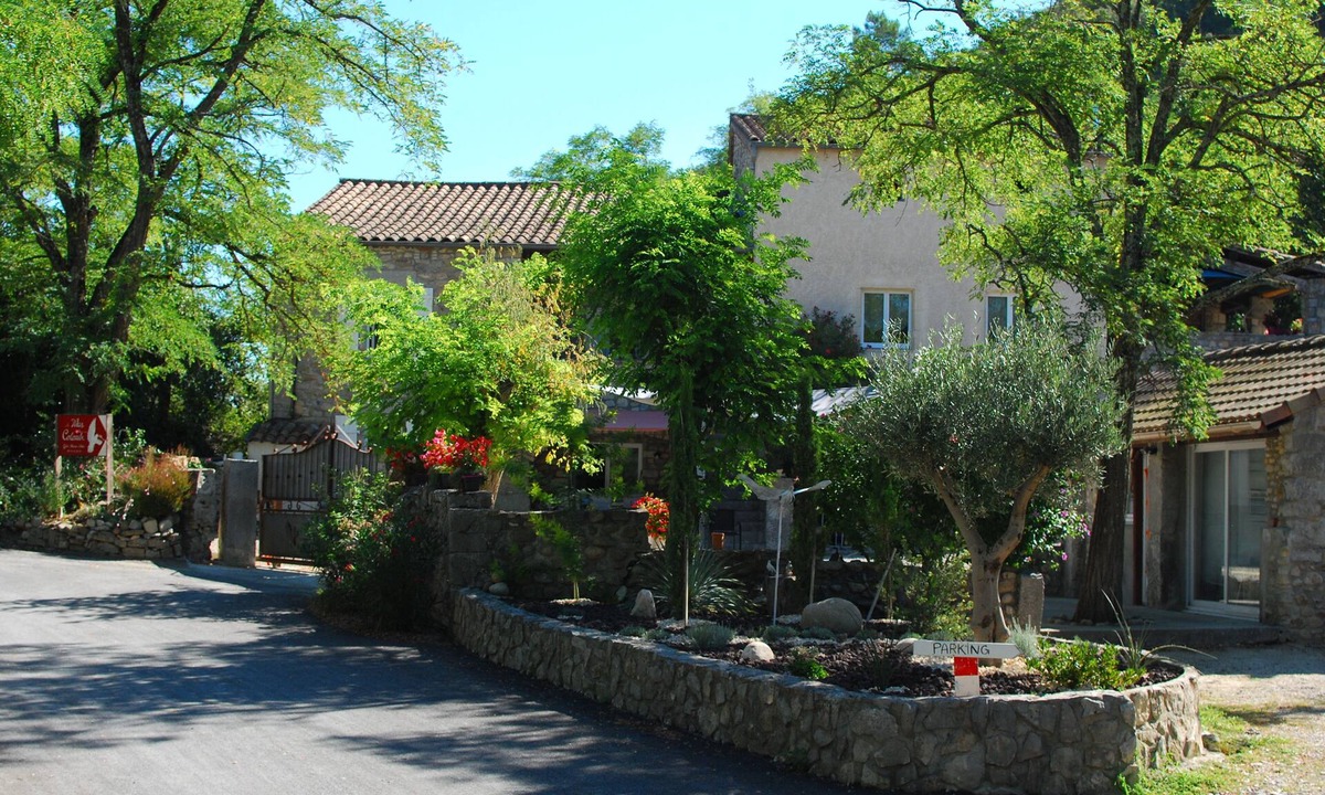 Saint-Alban-sous-Sampzon Other | Mas de la Colombe – Holiday Cottages in Southern Ardèche | Pool & Nature