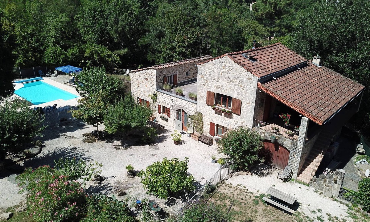 Largentiere House | Mas en Pierre Avec 4 Logements Indépendants et Piscine