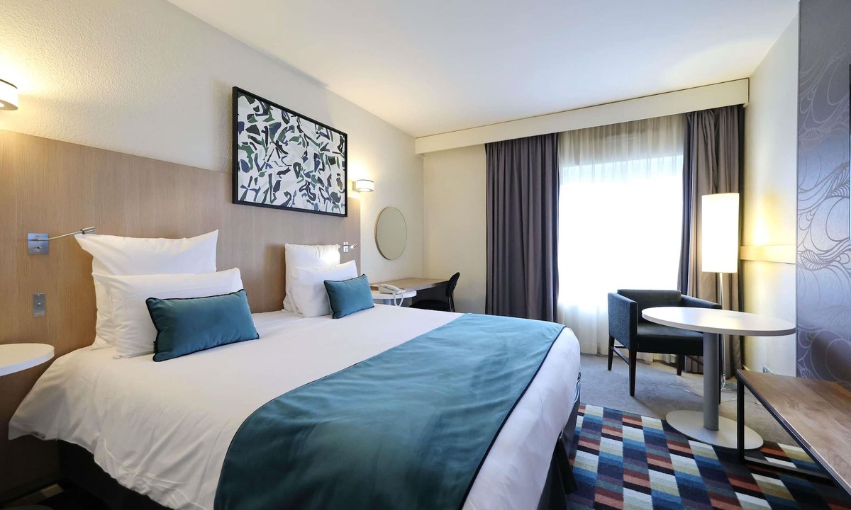 Quartier Capuche-Allies Hotel | Mercure Grenoble Centre Porte des Alpes