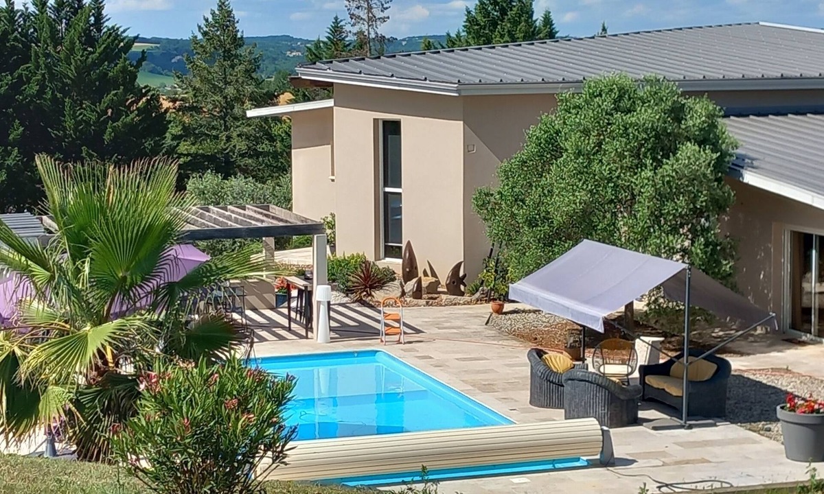 Perville Apartment | MILLESIME Gite indépendant dans notre grande maison contemporaine et moderne.