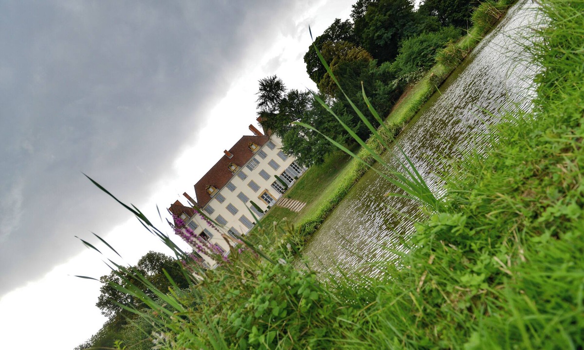 Roanne Other | New Year's Eve in a magnificent Château with accommodation for 35 people