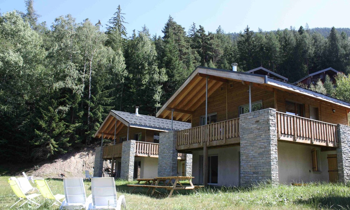 Villarodin-Bourget Ski Chalet | NORMALIE chalet 100 winter ski slides / summer relaxation recreation
