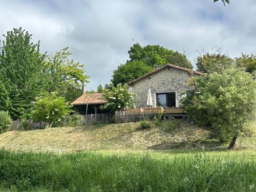 Montignac-le-Coq House | Quiet Countryside House & Secure Garden