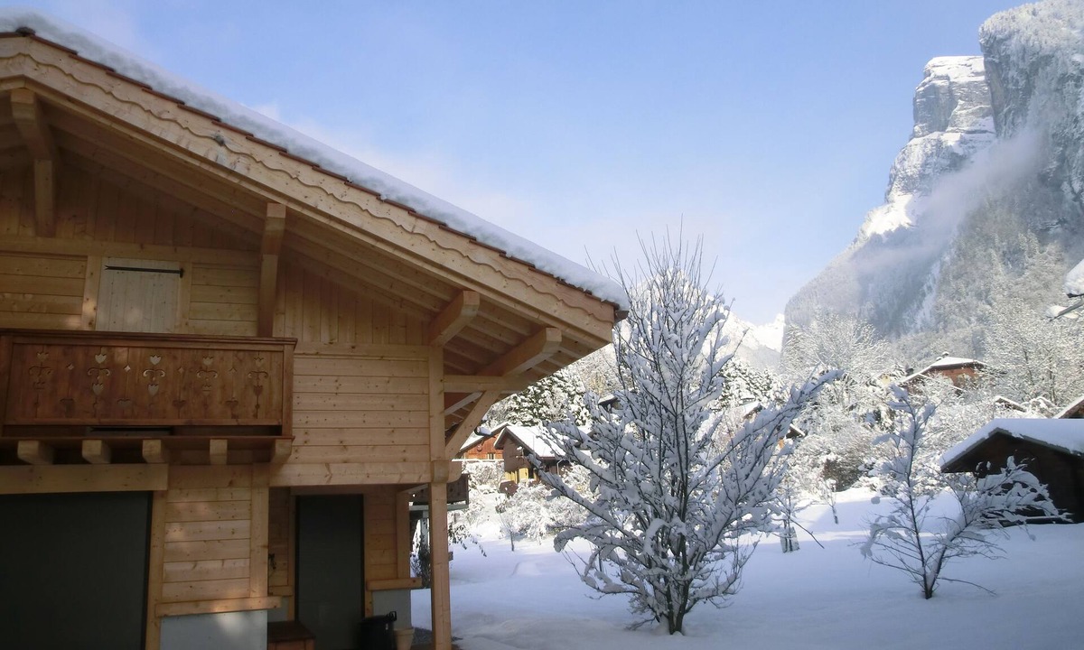 Samoens Ski Chalet | Recent chalet in Samoëns (74), 3 stars for 8 people, sleeps 8