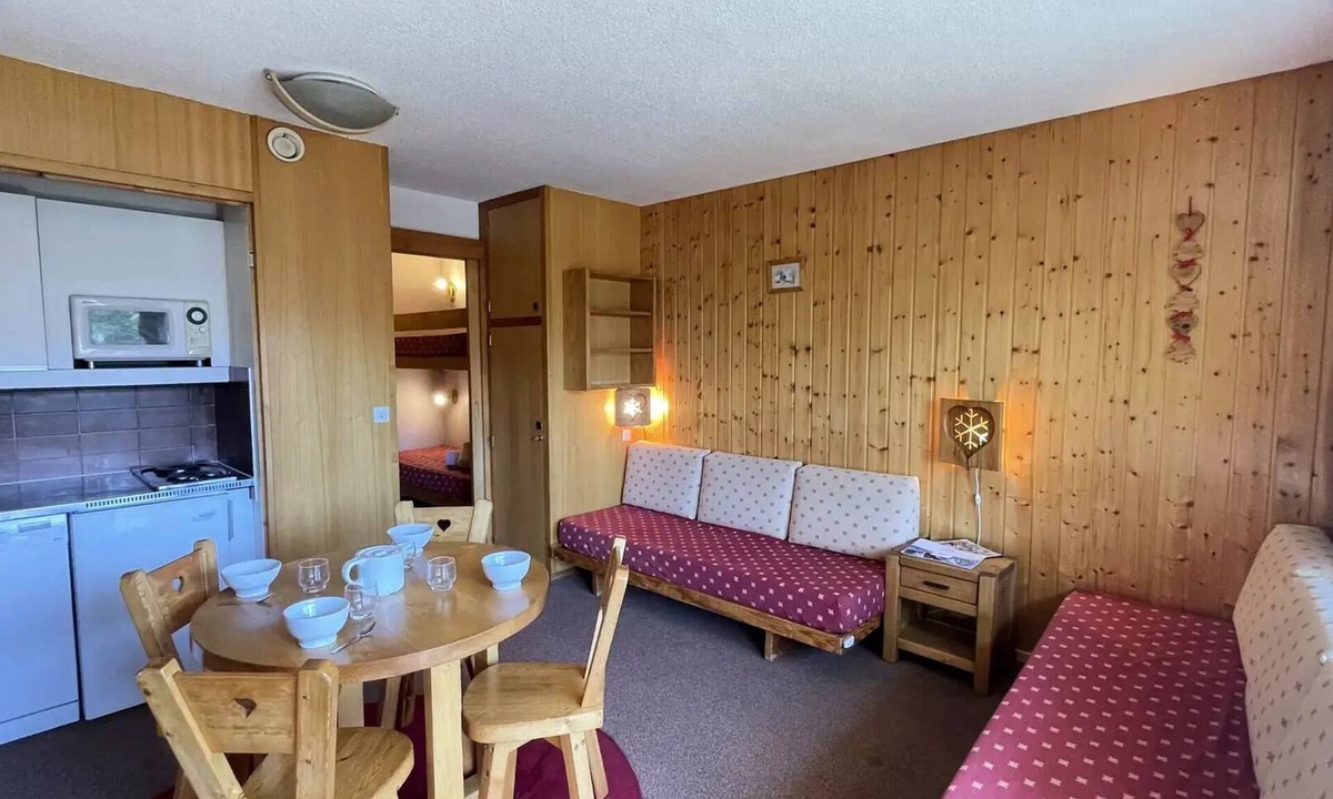 Meribel Apartment | Residence Les Cytelles - Studio for 4 people in Meribel Altiport, at the foot of the slopes and close to the golf course