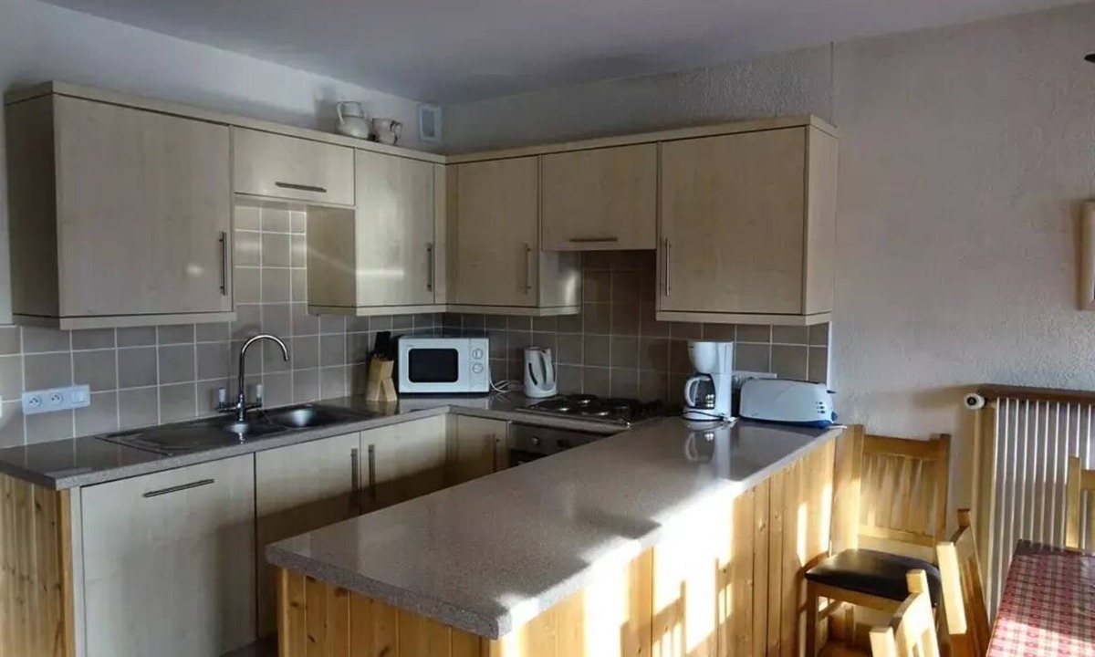 Les Gets Apartment | Residence Plein Sud - FIVE PARTS - SPACE - 8 PERSONS - LUMINOUS - NEAR PISTES - 300 M OF TRADE - GUARAGE - DRAPS/SERVIETTS