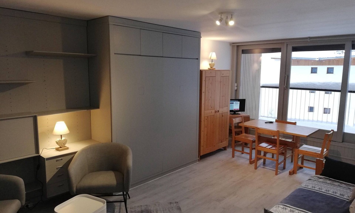 Courchevel Apartment | Ski-In Studio with Parking in Courchevel
