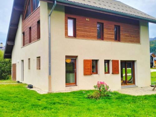 Correncon-en-Vercors House | Spacieuse maison 8 personnes, 4 chambres, vue montagnes - FR-1-761-1