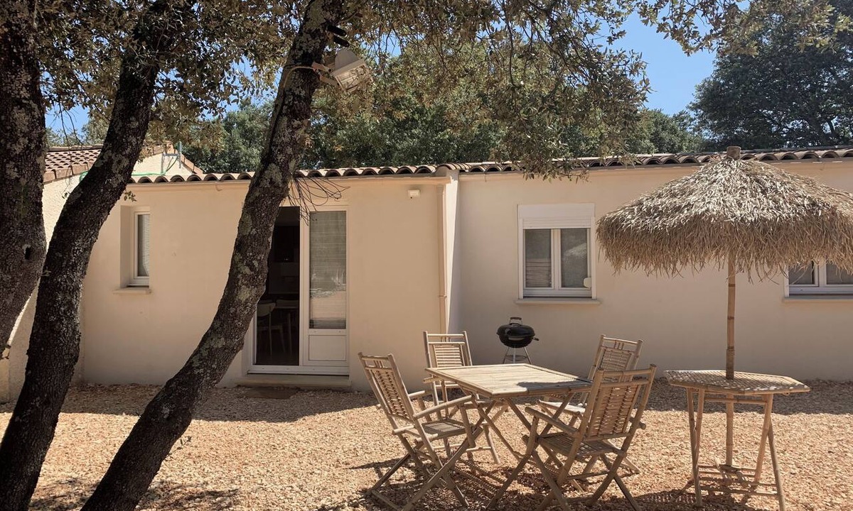 Saint-Siffret House | Spacious Family Holiday Home with Pool near Uzès – Sleeps 4