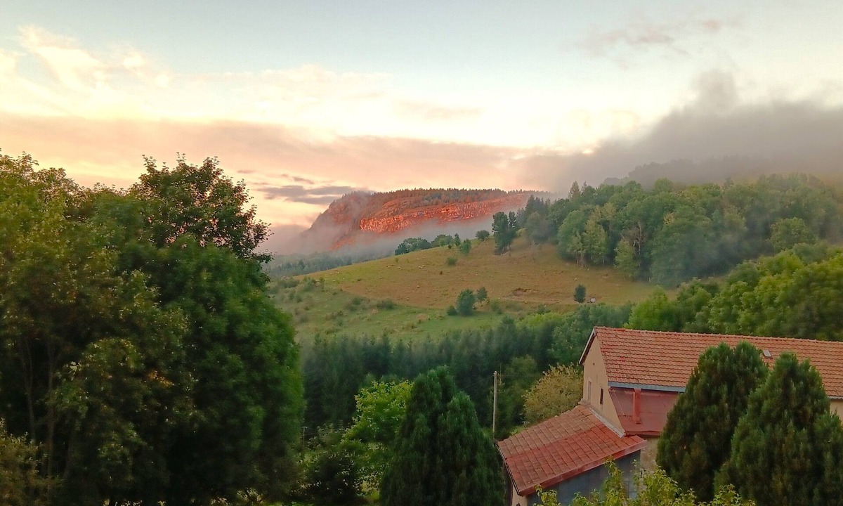 Les Bouchoux House | Spacious mountain home for families and groups in the Haut Jura!