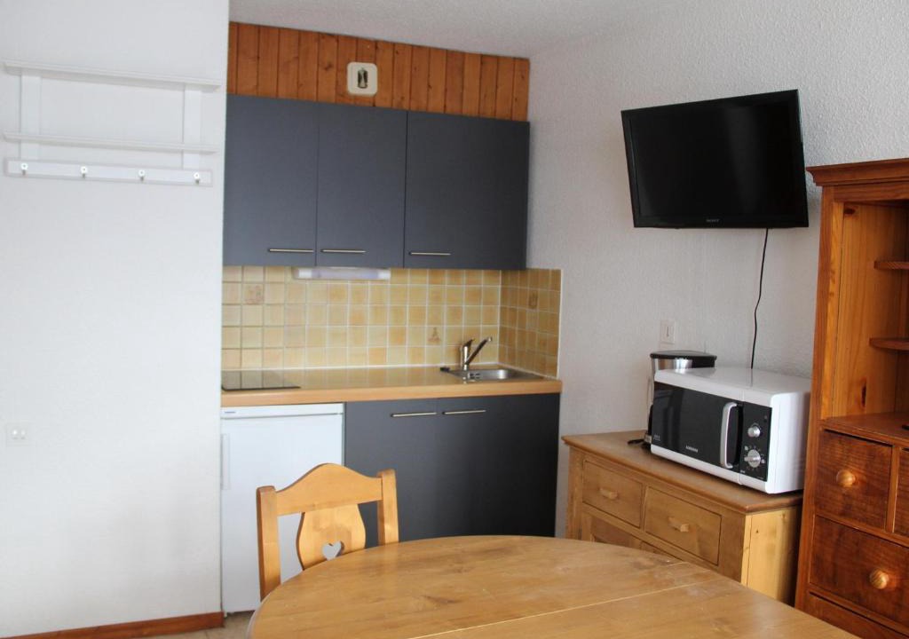 Lanslevillard Apartment | Studio 3 Personnes avec Balcon à Val Cenis Le Haut, Proche Pistes et Commerces - FR-1-508-182