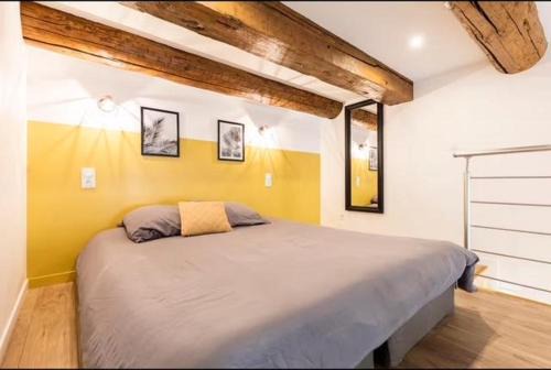 Pont-de-Cheruy Apartment | Studio coquet proche de Lyon