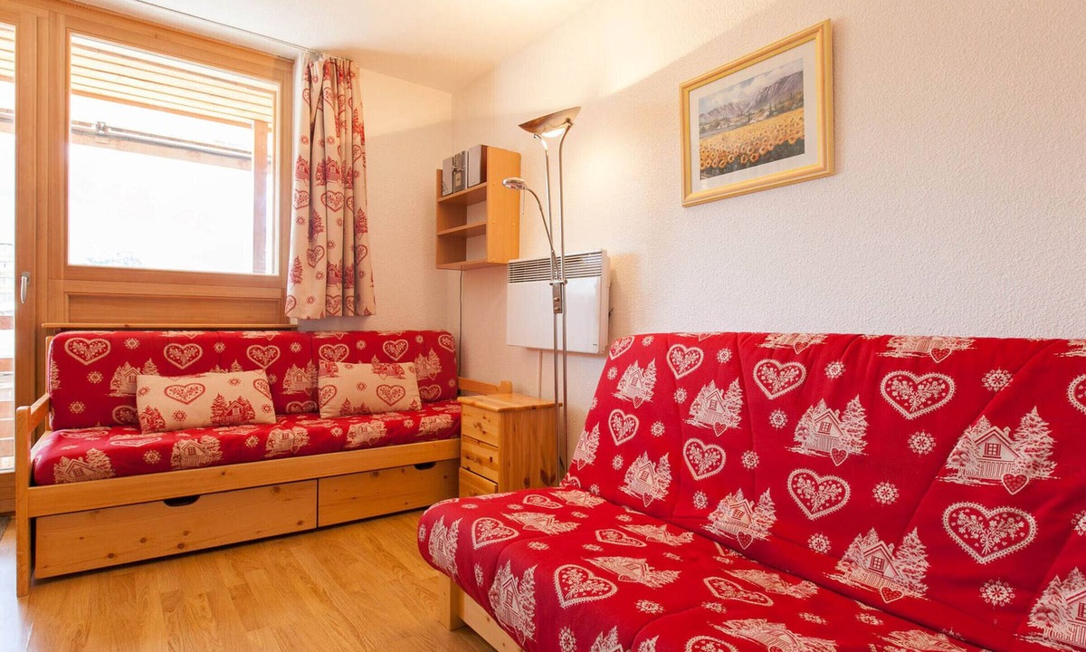 Avoriaz Apartment | Studio for 4, south balcony and Wifi in Avoriaz