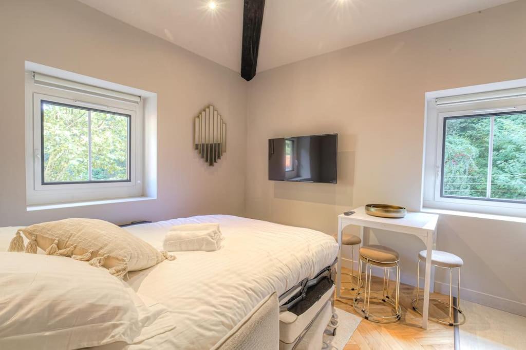 Saint-Rambert Apartment | Studio calme et bien équipé, Saint-Didier