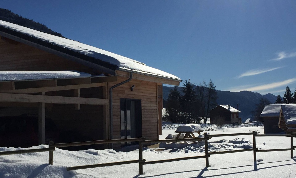 Saint-Julien-en-Vercors Apartment | Superb new apartment in the heart of the Vercors with lovely terrace