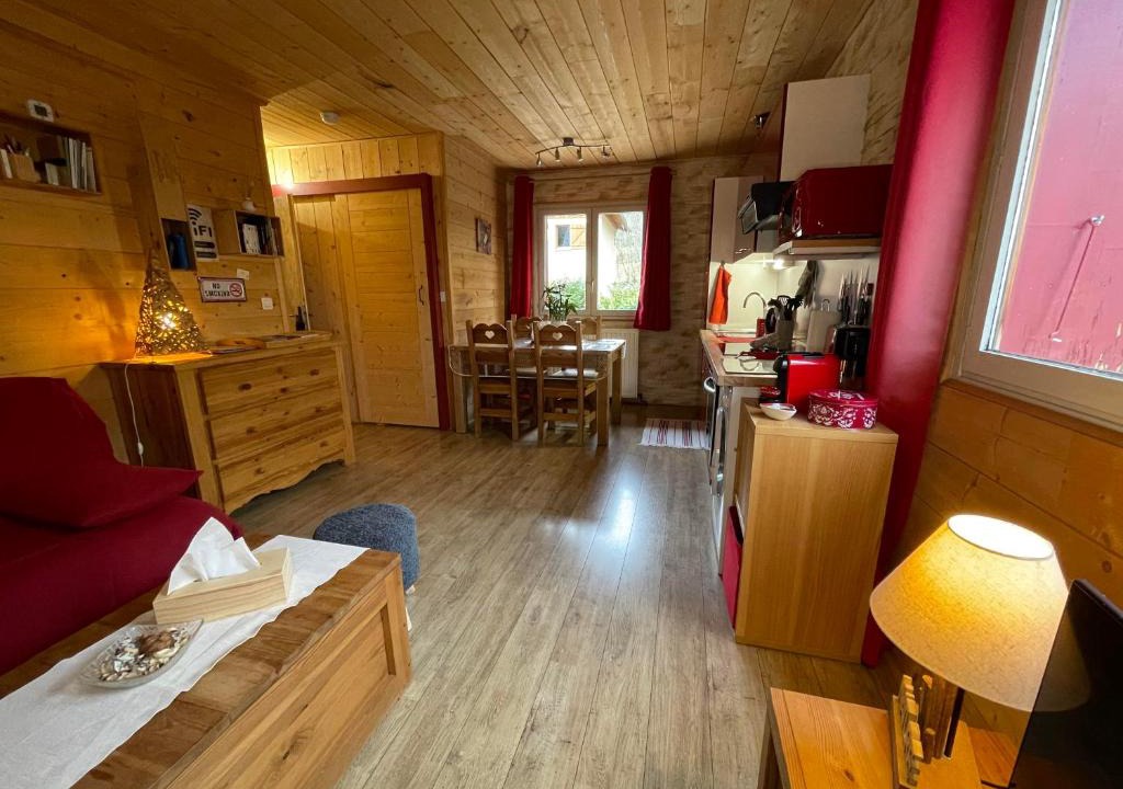 Montmin Apartment | Superbe T3 neuf en bord de rivière près d'Annecy