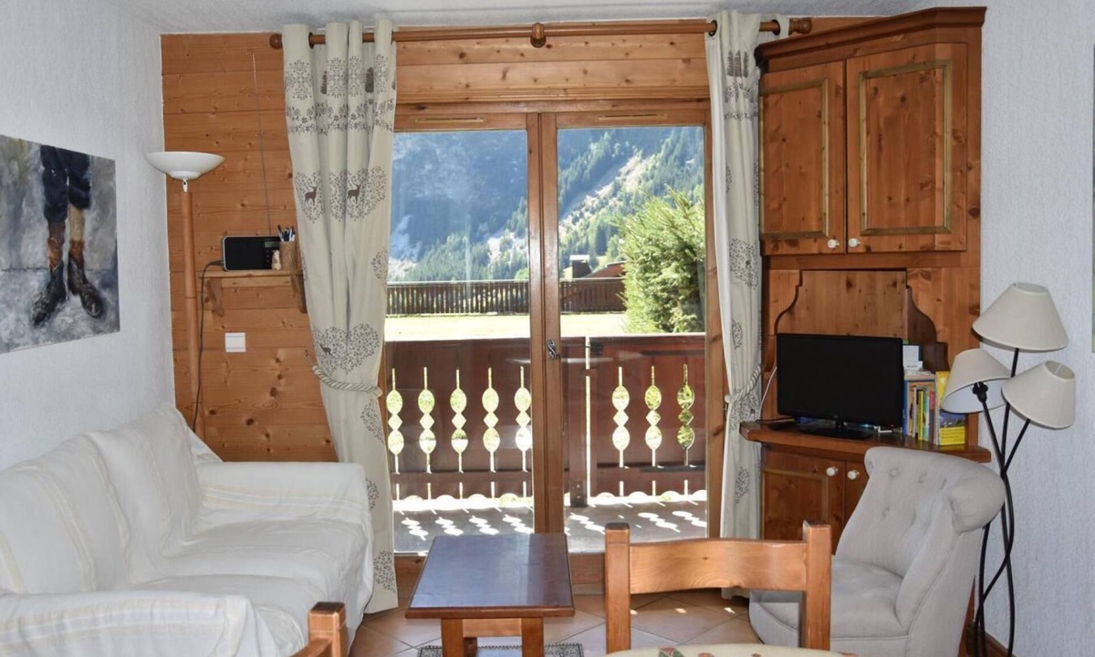 Pralognan-la-Vanoise Apartment | Terrace, tv, 35m², Pralognan-la-Vanoise