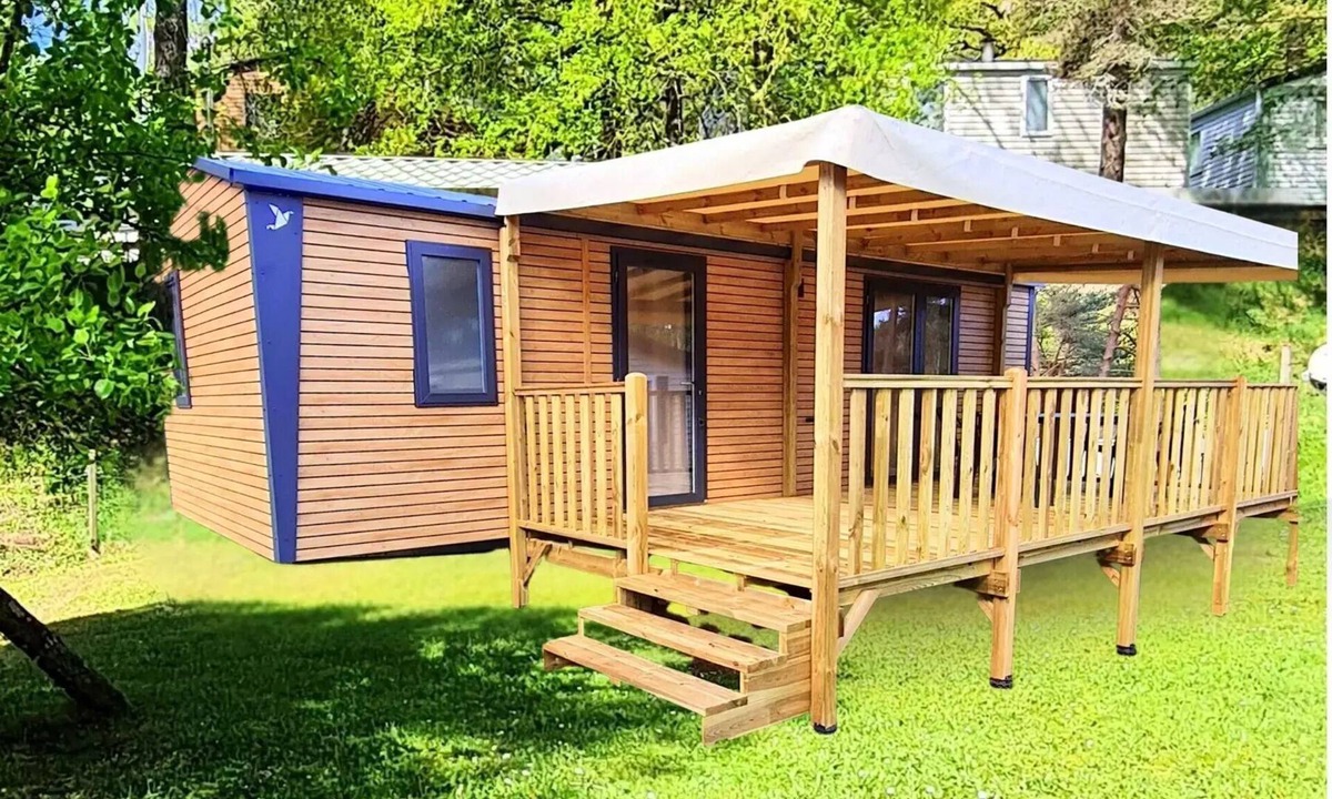 Calviac House | Terracotta Luxe 4-Bedroom Mobile Home for 6 People + TV