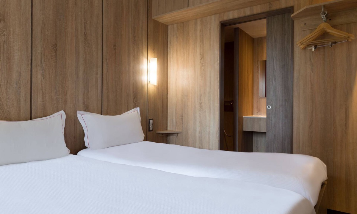 Aurillac Hotel | The Originals Access, Hôtel Aurillac