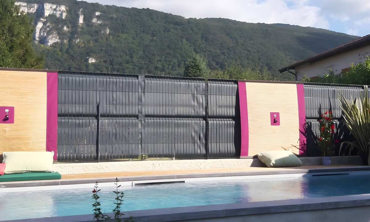 Izeron Villa | Vacation Home with Mountain View in the Vercors National Park