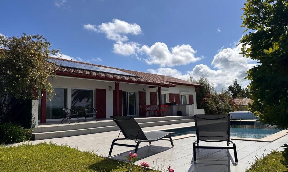 Arcangues Villa | Villa 12 pers Piscine Vue Campagne 15 min Biarritz