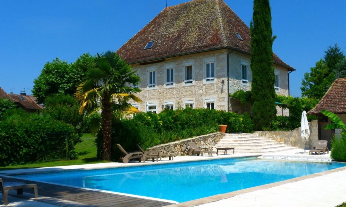 Les Avenieres House | Villa "Domaine du Manoir" by Interhome
