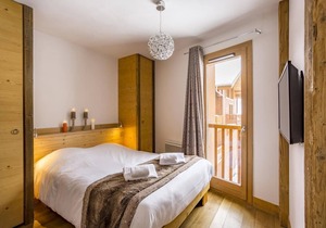 150m from resort center, fitness, swimming pool, sauna, hammam, balcony, tv, 112m², Tignes