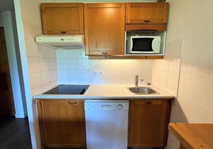 150m from shops, floor -3, balcony, tv, ski locker, 35m², Les Menuires