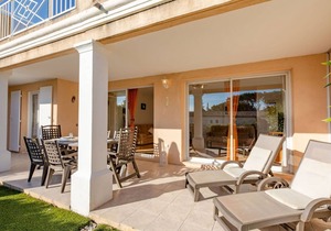 76 m² Accommodation ∙ 2 bedrooms ∙ 4 guests in Sainte-Maxime